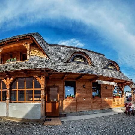 Casa Buga Hotel Vişeu de Sus Екстериор снимка