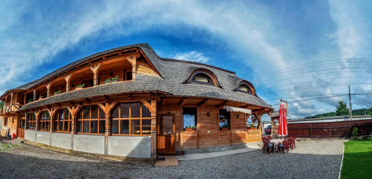 Casa Buga Hotel Vişeu de Sus Екстериор снимка