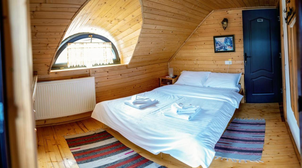 Casa Buga Hotel Vişeu de Sus Екстериор снимка